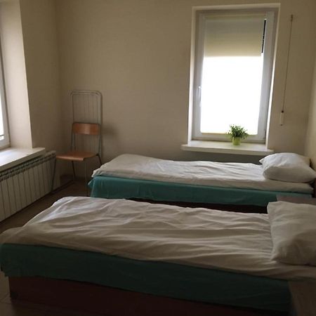 Noclegi Pracownicze Zielonka  Esterno foto